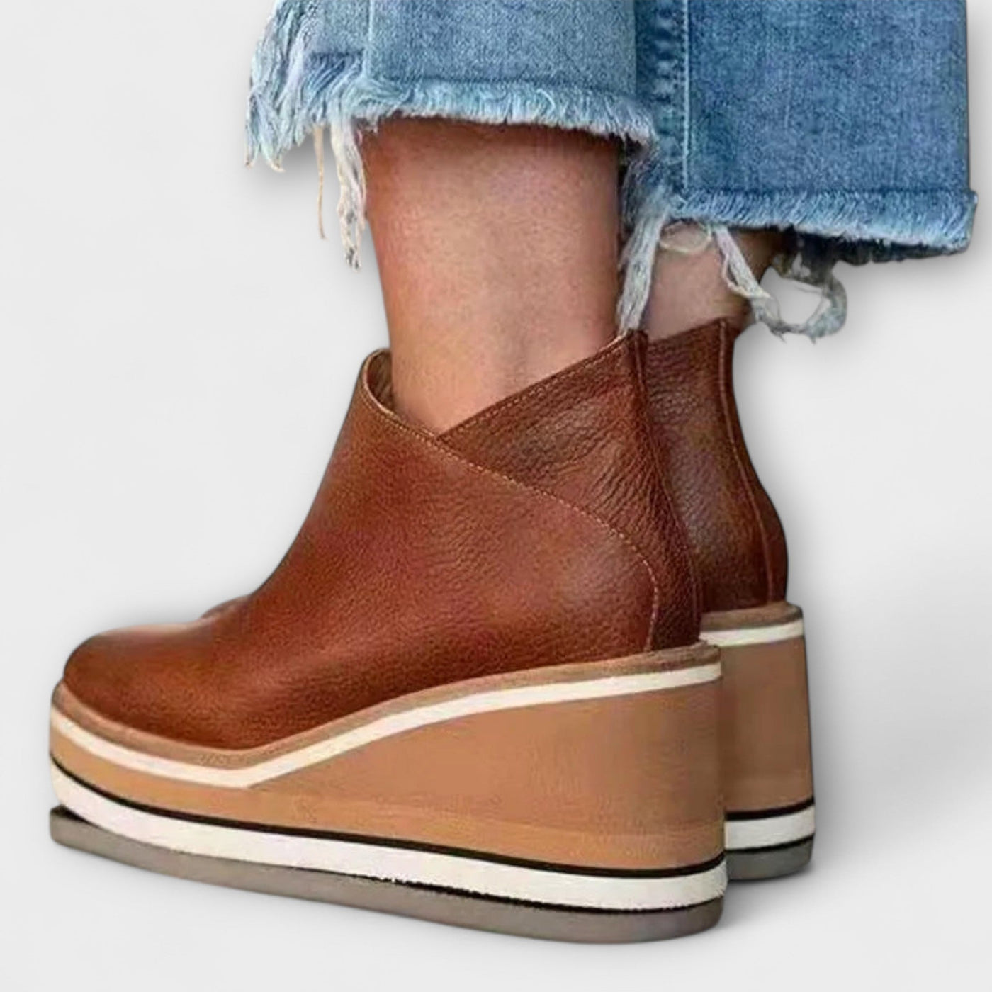 Mariana - Botas Elegantes e Confortáveis